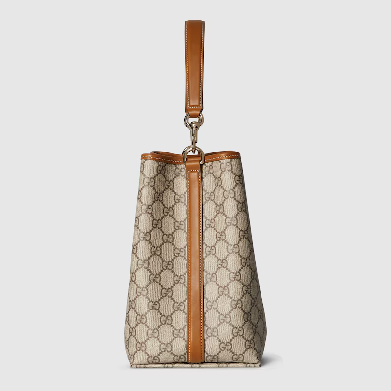 GG EMBLEM SMALL SHOULDER BAG